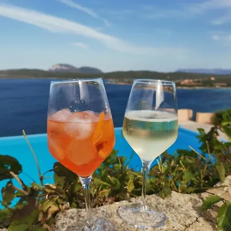 Ladunia アパート *